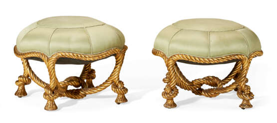 A PAIR OF FRENCH GILTWOOD ROPE-TWIST STOOLS - фото 4
