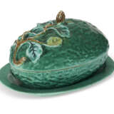 A CHINESE EXPORT PORCELAIN GREEN MELON TUREEN, COVER AND STAND - photo 1
