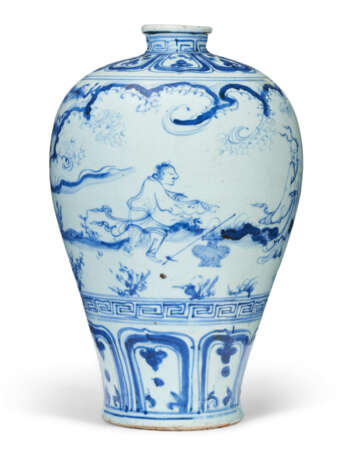 A CHINESE BLUE AND WHITE `WINDSWEPT` VASE, MEIPING - фото 5
