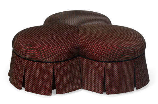 A CONTEMPORARY UPHOLSTERED POUF - фото 3