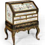 A CHINESE EXPORT CANTON ENAMEL FAMILLE ROSE AND BLACK-AND-GOLD LACQUER BUREAU-ON-STAND - photo 1