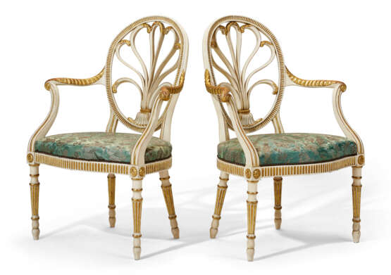 A PAIR OF GEORGE III WHITE-PAINTED AND PARCEL-GILT ARMCHAIRS - photo 3