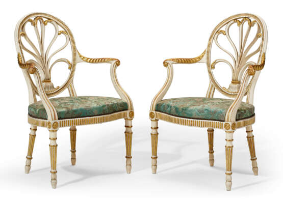 A PAIR OF GEORGE III WHITE-PAINTED AND PARCEL-GILT ARMCHAIRS - photo 4