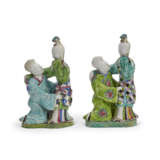 TWO CHINESE EXPORT PORCELAIN FAMILLE ROSE LOVER GROUPS - photo 3