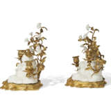 A PAIR OF FRENCH ORMOLU-MOUNTED AND PORCELAIN TWIN-LIGHT CANDELABRA - фото 2
