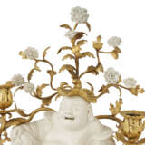 A PAIR OF FRENCH ORMOLU-MOUNTED AND PORCELAIN TWIN-LIGHT CANDELABRA - фото 4
