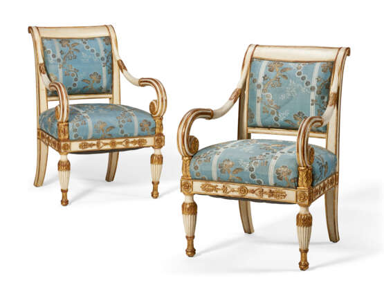 A PAIR OF NORTH ITALIAN WHITE-PAINTED AND PARCEL-GILT ARMCHAIRS - photo 1
