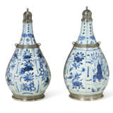 TWO SILVER-MOUNTED CHINESE `KRAAK` PORCELAIN BLUE AND WHITE VASES - photo 4