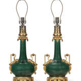 A PAIR OF FRENCH ORMOLU-MOUNTED GREEN-GLAZED PORCELAIN TABLE LAMPS - photo 2