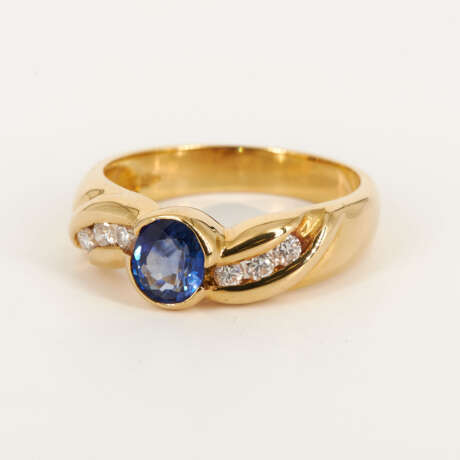 Sapphire Diamond Ring - photo 1