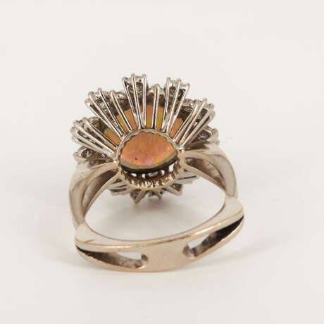 Opal-Diamond-Ring - photo 3