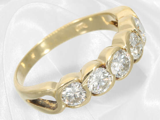 Ring: Modern gefertigter Brillant-Goldschmiedering, ca. 1,25ct schöne Brillanten - фото 3