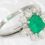 Ring: Weißgoldener Diamant/Brillantring mit schönem Smaragd von ca. 1,15ct, Expertise - Foto 2