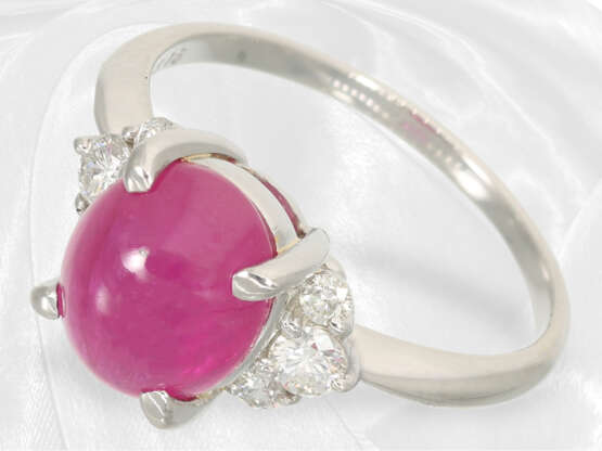 Ring: Hochfeiner Platinring mit schönem Rubin und Brillanten guter Qualität, ca. 3,37ct Edelsteinbesatz - photo 2