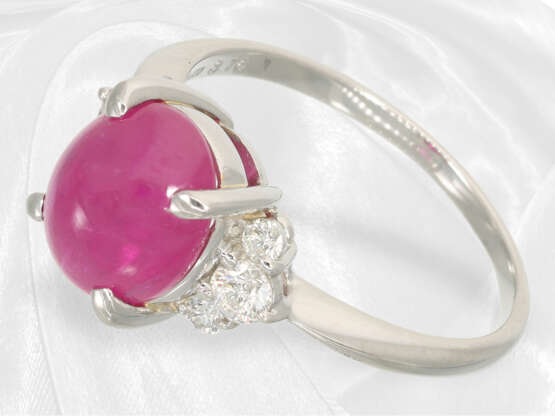 Ring: Hochfeiner Platinring mit schönem Rubin und Brillanten guter Qualität, ca. 3,37ct Edelsteinbesatz - photo 3