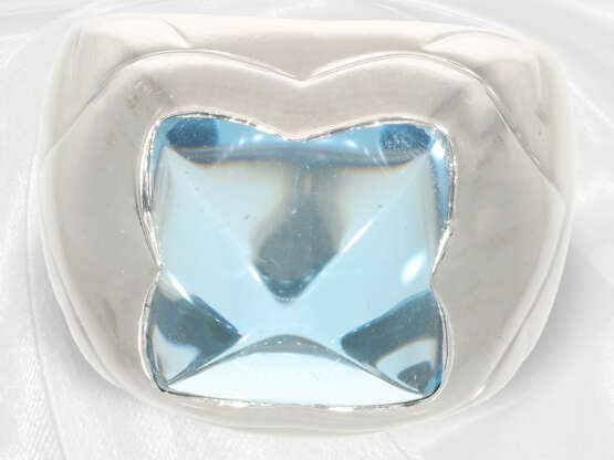 Ring: Designer-Goldschmiedering von Bvlgari, "Pyramid-Ring" mit Blautopas - Foto 3