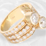 Ring: Breiter und solide gefertigter Goldschmiedering mit Brillant-/Diamantbesatz, ca. 1,71ct, 18K Gold - photo 2