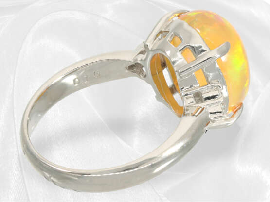 Ring: Massiver, ungetragener Platinring mit wertvollem Feueropal, ca. 6ct - Foto 5