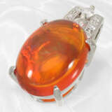 Ring: Neuwertiger Feueropal/Brillant-Goldschmiedeanhänger an feiner Collierkette, ca. 5,43ct, Platin - photo 3