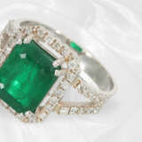 Ring: Handgefertigter vintage Smaragd-Brillant-Goldschmiedering, ca. 3,22ct - Foto 2