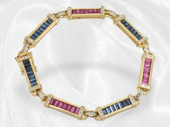 Ring/Armband: äußerst ausgefallene Designer-Goldschmiedearbeit mit Diamanten, Rubinen und Saphiren besetzt - Foto 2