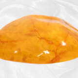 Außergewöhnlich großer Bernstein, seltene Farbe, sog. "butterscotch amber", über 1000ct - Foto 3