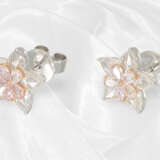 Ohrringe: Sehr wertvoller Ohrschmuck, Darstellung schöner Blüten mit hochwertigem Diamantbesatz, ca. 2,14ct - photo 4