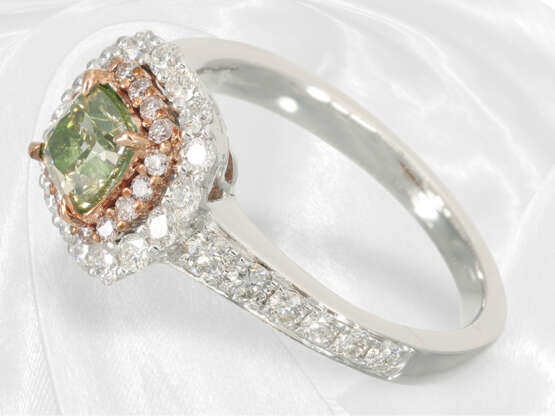 Neuwertiger, sehr eleganter Brillant-Goldschmiedering, natürlicher grüner Diamant von ca. 0,91ct - Foto 5