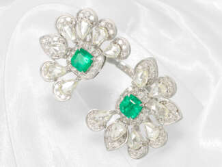 Ring: Äußerst aufwendig und hochwertig gefertigter Smaragd/Diamant-Goldschmiedering, Handarbeit aus 18K Weißgold, 4,01ct