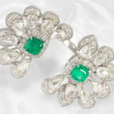 Ring: Äußerst aufwendig und hochwertig gefertigter Smaragd/Diamant-Goldschmiedering, Handarbeit aus 18K Weißgold, 4,01ct - Foto 4