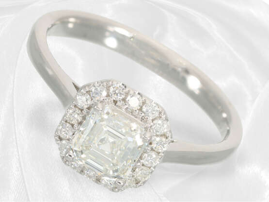 Ring: Feiner Diamant/Brillant-Goldschmiedering, seltener Square Emerald-Cut von 1ct, IGI-Report, neuwertig - photo 2