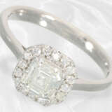 Ring: Feiner Diamant/Brillant-Goldschmiedering, seltener Square Emerald-Cut von 1ct, IGI-Report, neuwertig - Foto 2