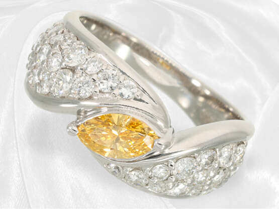 Ring: Neuwertiger und raffiniert gefertigter Brillant/Diamant-Goldschmiedering, oranger Fancy-Diamant von ca. 0,46ct - фото 3