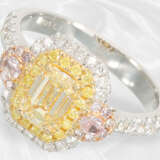 Ring: Ungetragener, sehr hochwertiger Fancy-Brillant/Diamantring, Mittelstein von 1,02ct, insgesamt 1,73ct - photo 2