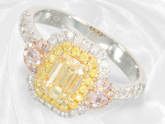 Ring: Ungetragener, sehr hochwertiger Fancy-Brillant/Diamantring, Mittelstein von 1,02ct, insgesamt 1,73ct - фото 3