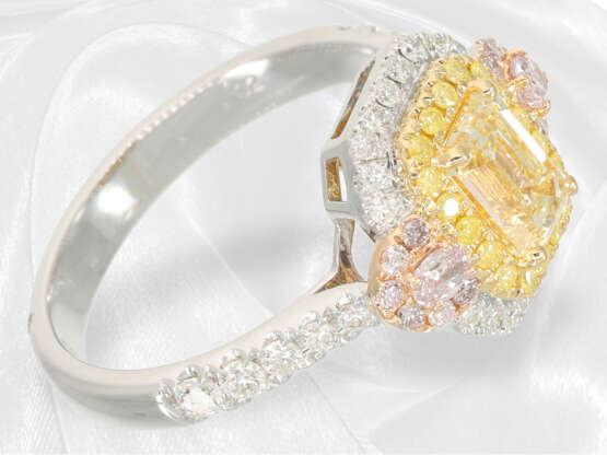 Ring: Ungetragener, sehr hochwertiger Fancy-Brillant/Diamantring, Mittelstein von 1,02ct, insgesamt 1,73ct - photo 4