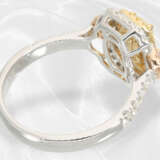Ring: Ungetragener, sehr hochwertiger Fancy-Brillant/Diamantring, Mittelstein von 1,02ct, insgesamt 1,73ct - Foto 6