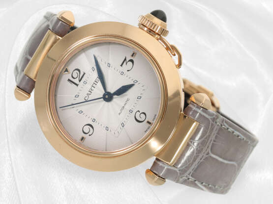 Armbanduhr: luxuriöse Cartier Pasha Automatic Ref. 4326, 18K Gold mit Box und Papieren aus 2021 - Foto 1