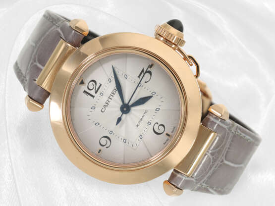 Armbanduhr: luxuriöse Cartier Pasha Automatic Ref. 4326, 18K Gold mit Box und Papieren aus 2021 - photo 2