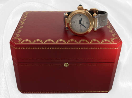 Armbanduhr: luxuriöse Cartier Pasha Automatic Ref. 4326, 18K Gold mit Box und Papieren aus 2021 - photo 3