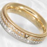 Ring: luxuriöser, sehr teurer Wellendorff Brillantring, Modell "2 Herzen-Eine Liebe", hochwertigste Handarbeit aus 18K Gold, NP ca.17.000€ - Foto 3