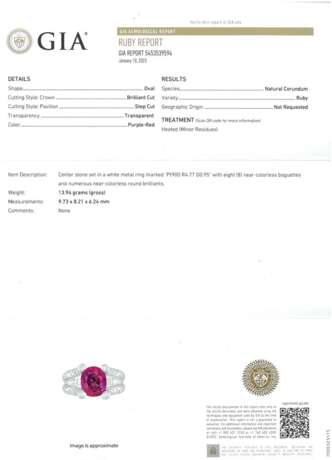 Ring: Sehr dekorativer Diamantring mit feinem natürlichen Rubin "Purple Red",4,77ct, Platin, mit GIA-Report - photo 7