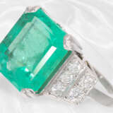 Ring: wertvoller Brillant/Smaragd-Goldschmiedering mit großem Smaragd, Handarbeit aus Platin, Smaragd ca.8ct - photo 2