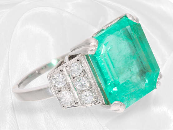 Ring: wertvoller Brillant/Smaragd-Goldschmiedering mit großem Smaragd, Handarbeit aus Platin, Smaragd ca.8ct - фото 3
