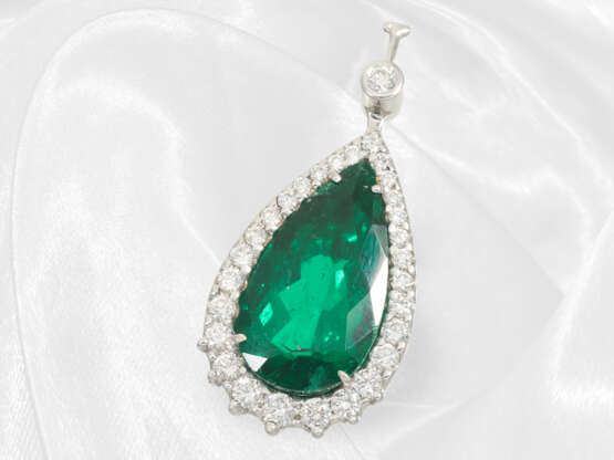 Exclusiver Smaragd/Brillant-Goldschmiedeanhänger von Wempe, äußerst seltener Smaragd von 6,59ct incl.Wertgutachten über 59.650€ - фото 4
