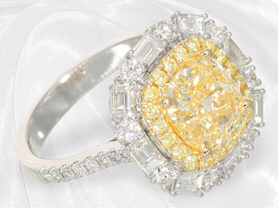 Wertvoller neuwertiger Diamantring mit einem gelben Diamanten von 3ct sowie weiteren Brillanten/Diamanten - фото 4