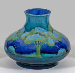 Monlit Blue-Vase von William Moorcroft