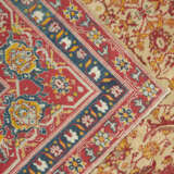 A LARGE AGRA CARPET - фото 8