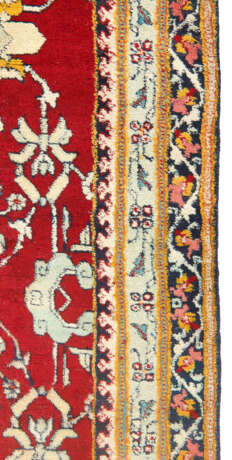 AN AGRA RUG - фото 4