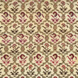 AN AGRA RUG - photo 2